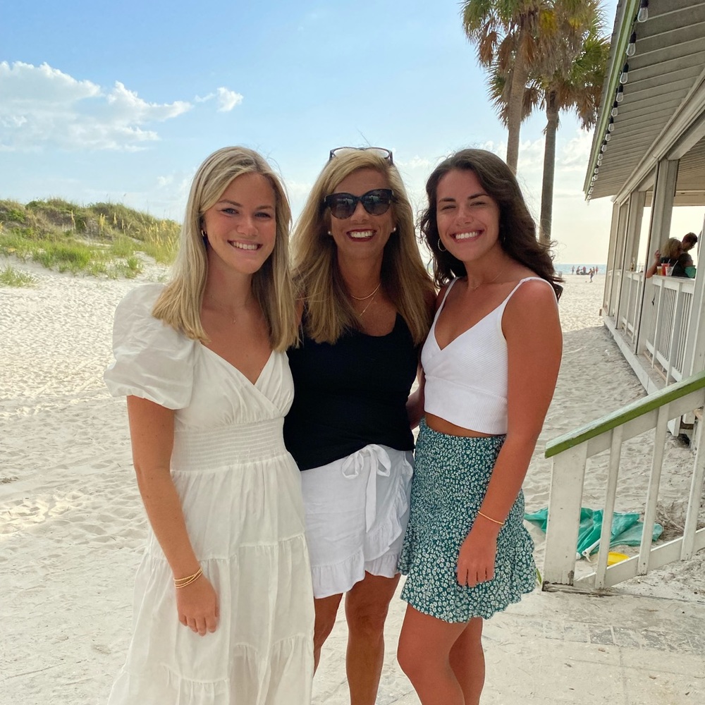 Meet your Posher, Valerie